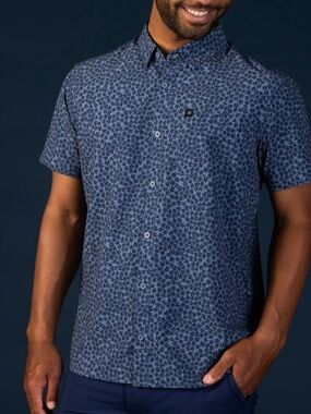 Laird Short-Sleeve Blue Floral Button-Up Shirt